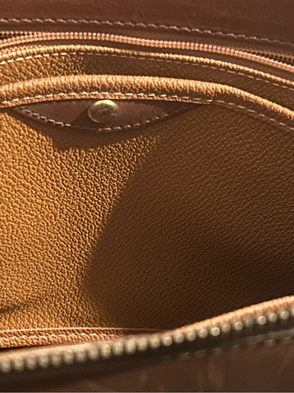 Vintage Dooney and Bourke Purse - Picture 7 of 11